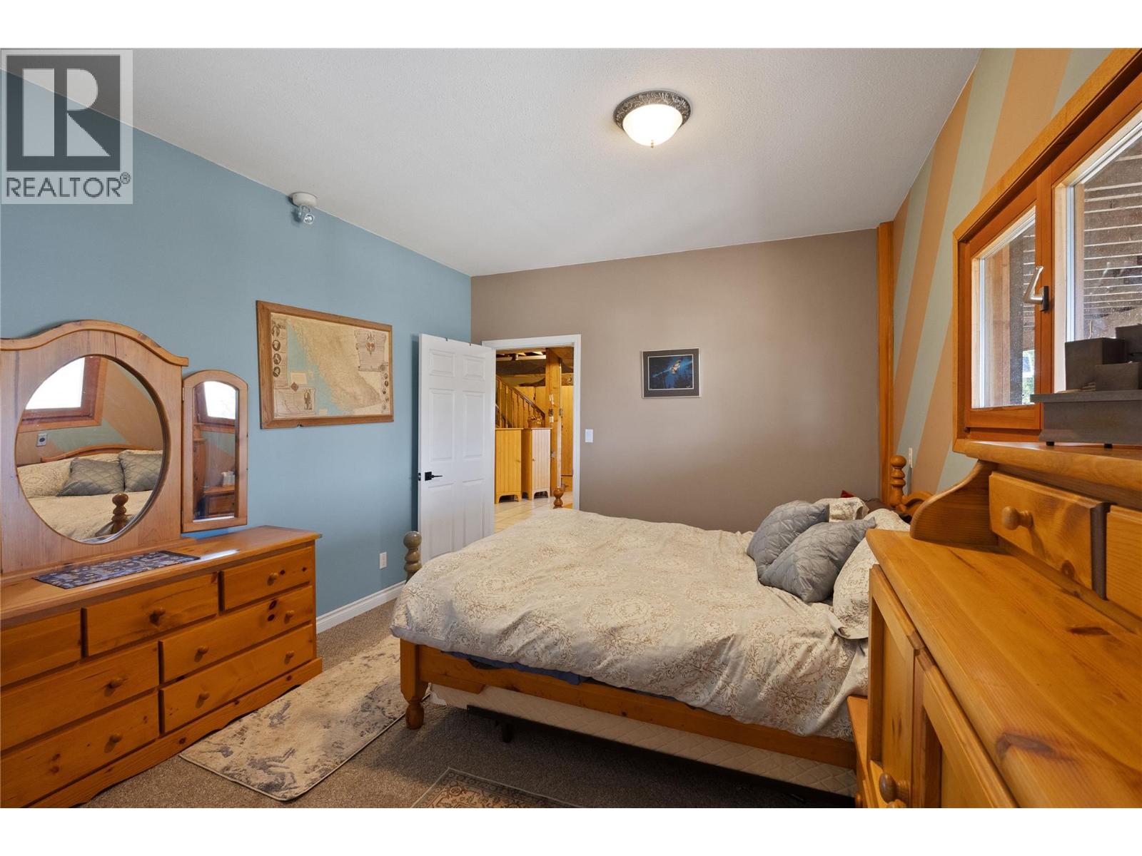  518 Sunny Bay Road, Okanagan Falls