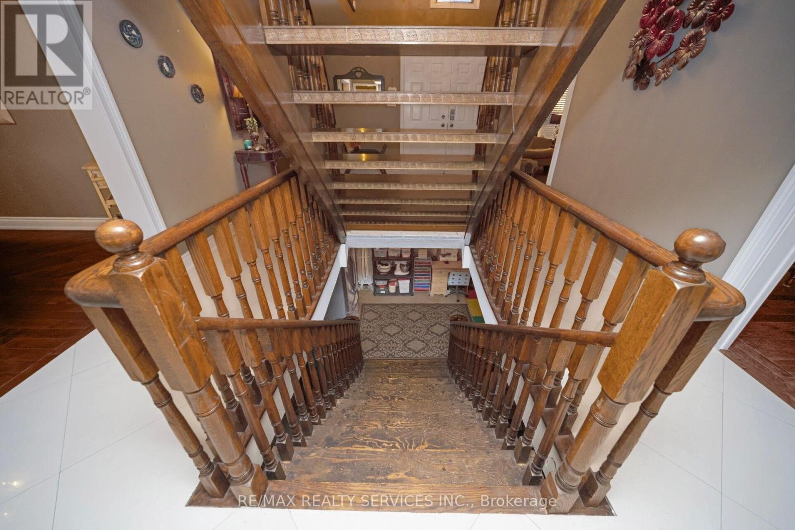 Single Family House for Sale in  LEEWARD DRIVE N Brampton (Westgate) 