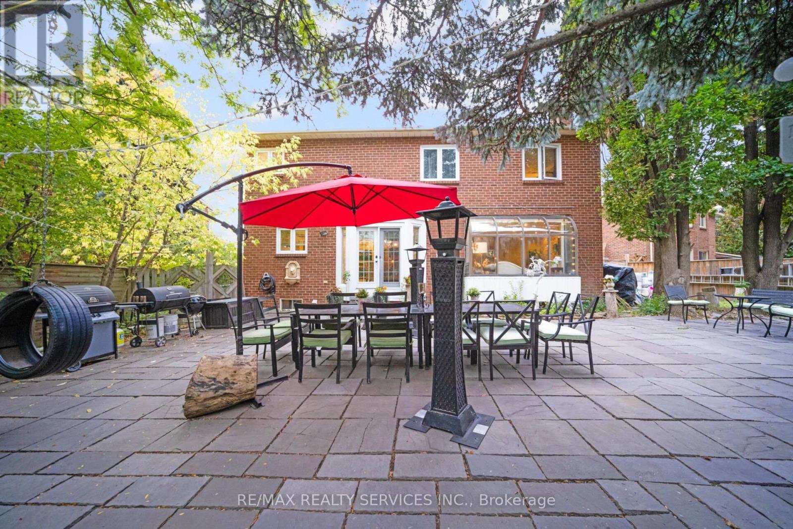 Single Family House for Sale in  LEEWARD DRIVE N Brampton (Westgate) 