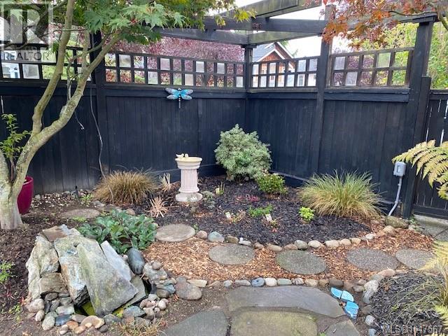  1727 Lillian Road, Victoria