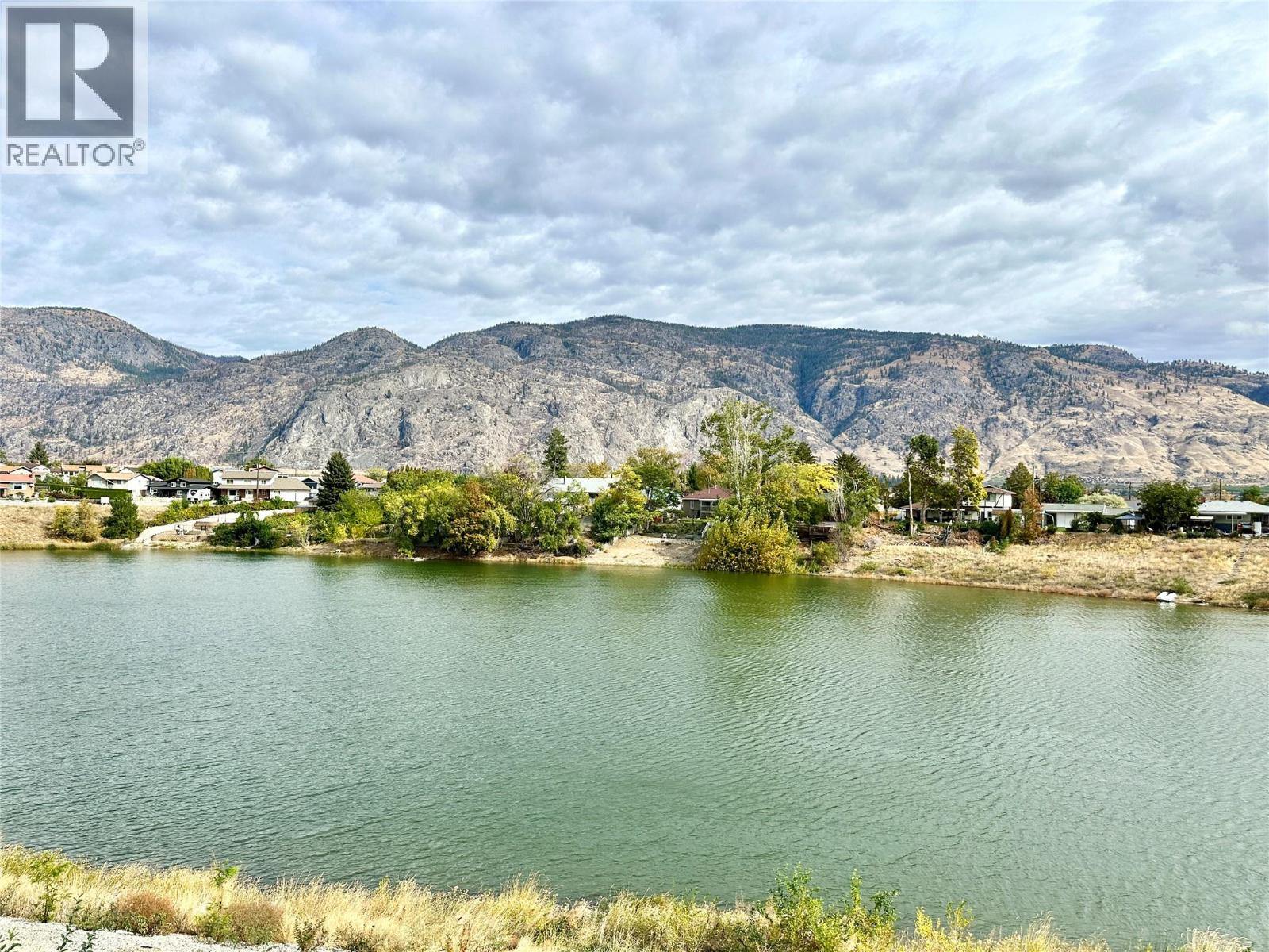 5 8000 VEDETTE Drive, Osoyoos