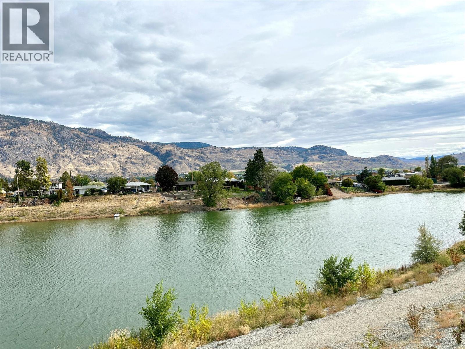 5 8000 VEDETTE Drive, Osoyoos