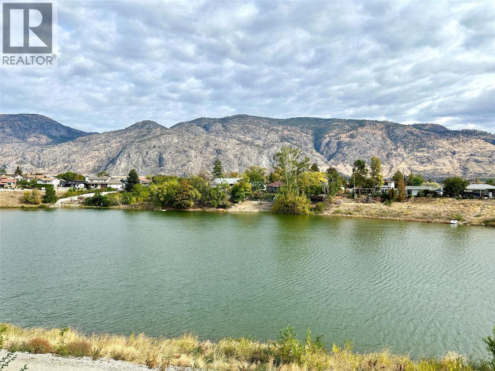 5 8000 VEDETTE Drive, Osoyoos