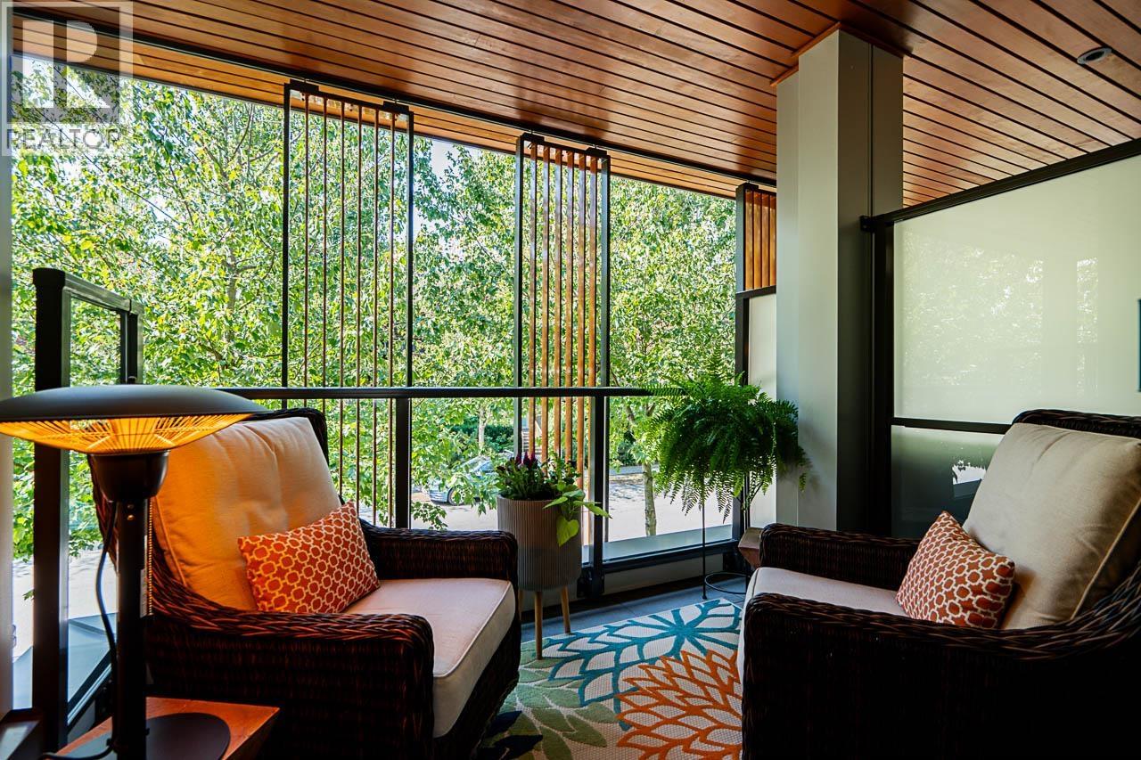 102 1205 HAROLD ROAD, North Vancouver