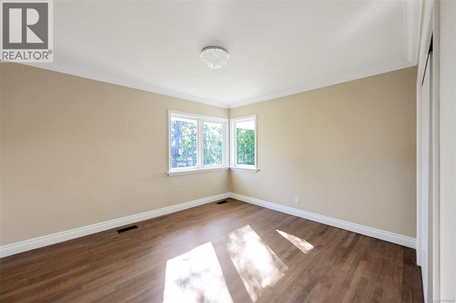  3160 Midland Road, Oak Bay