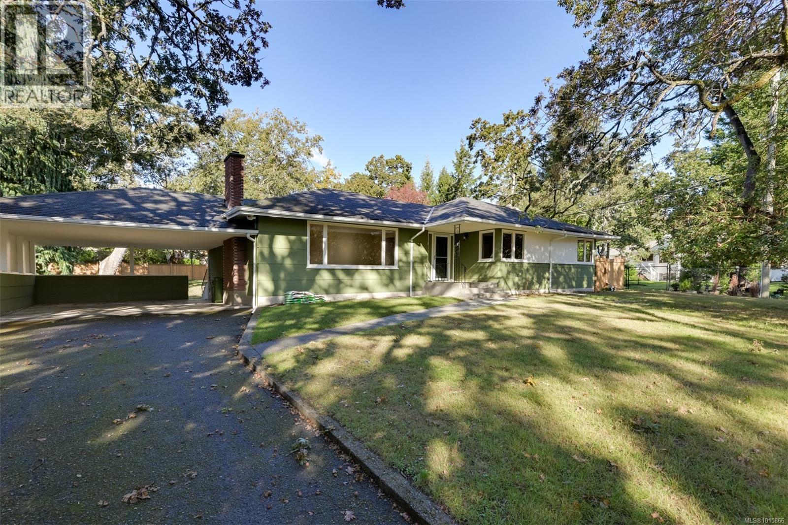  3160 Midland Road, Oak Bay