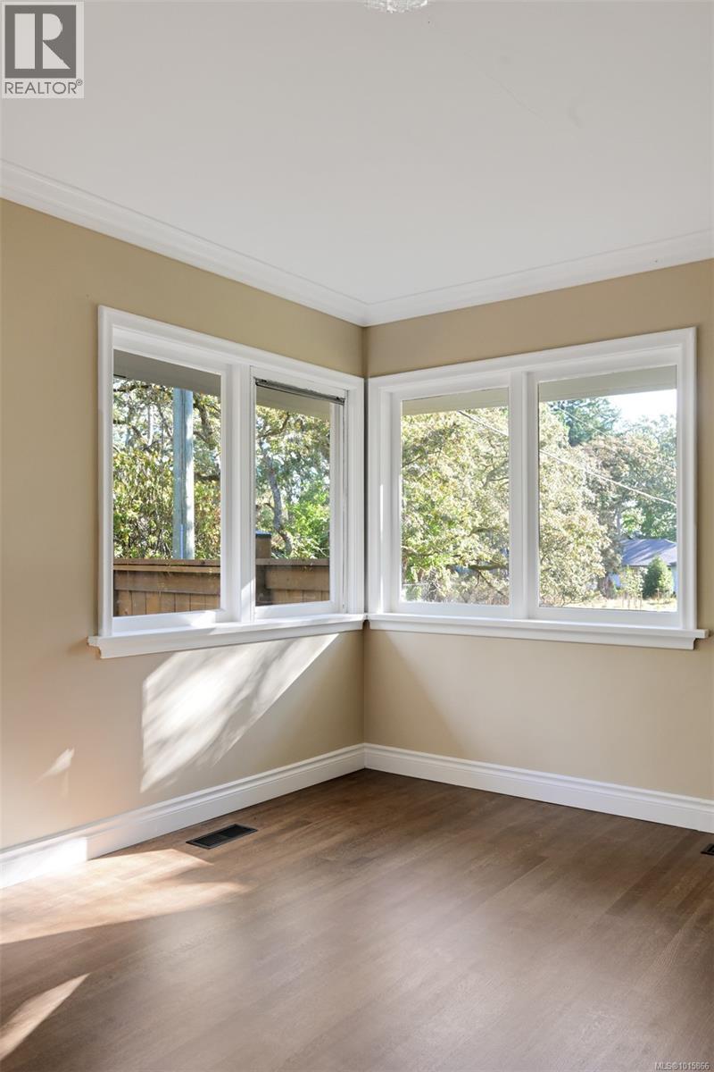  3160 Midland Road, Oak Bay