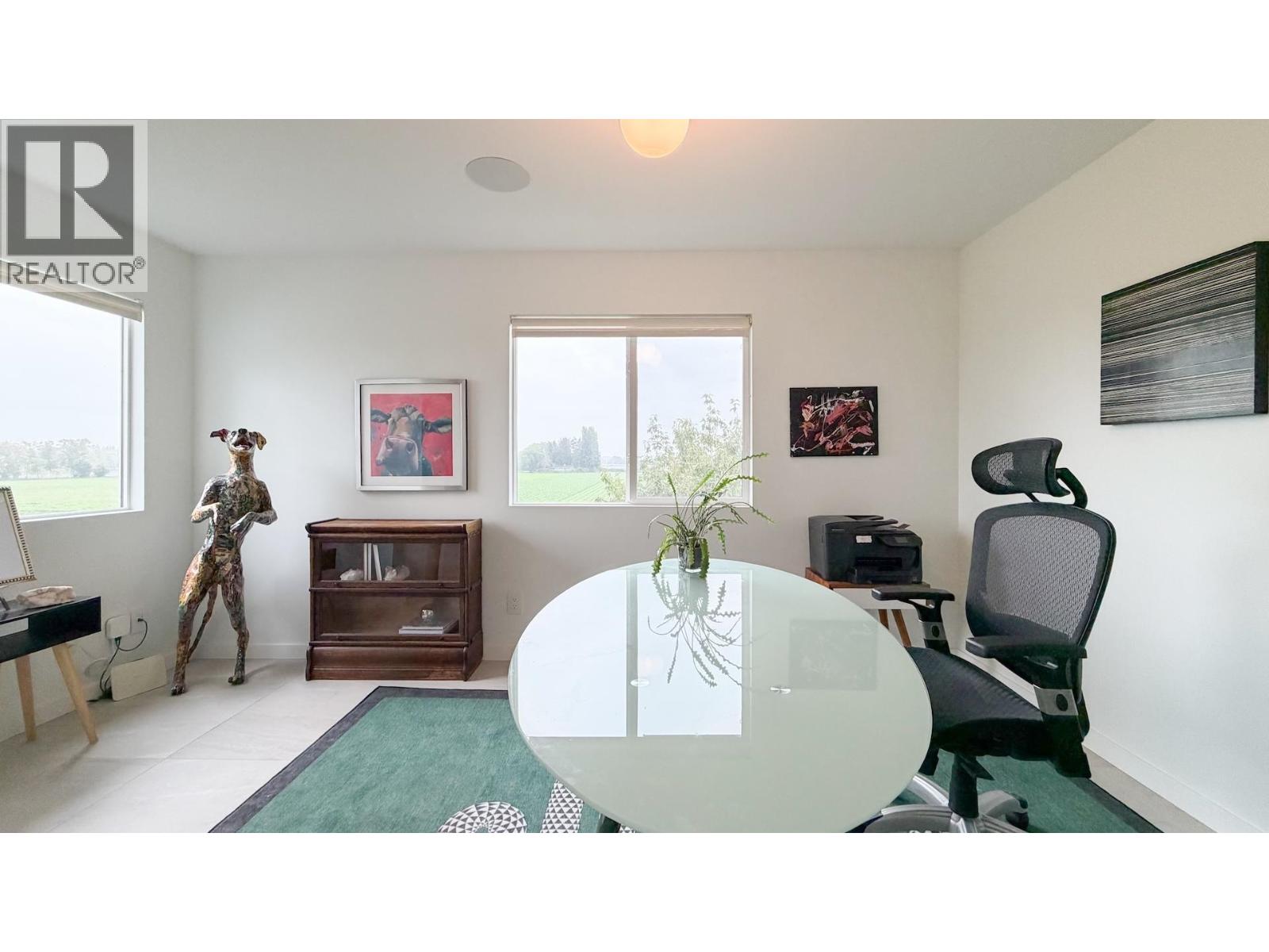 6371 LONDON Road, Richmond