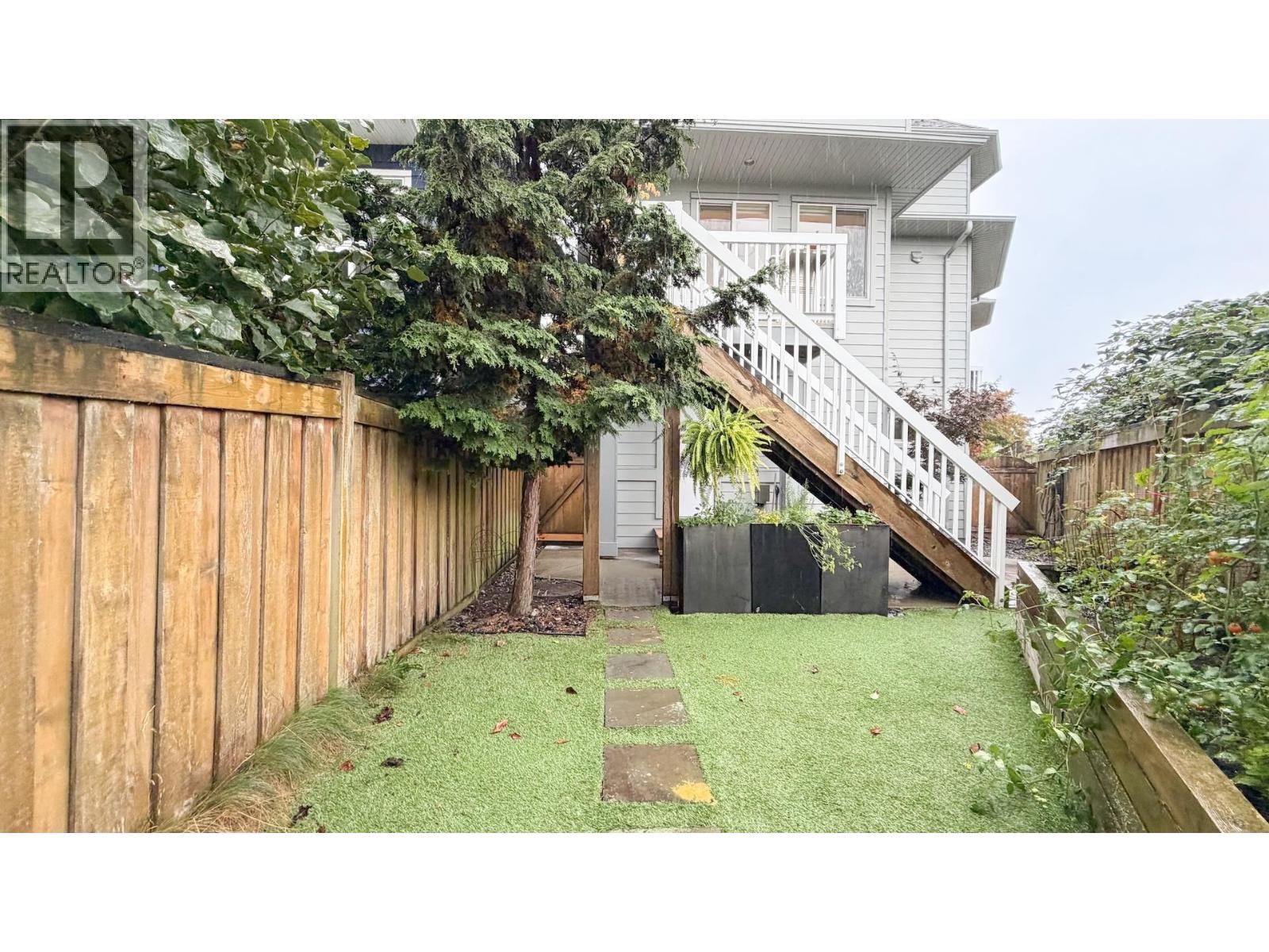 6371 LONDON Road, Richmond
