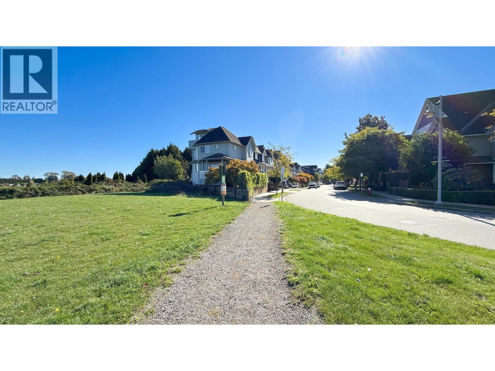 6371 LONDON Road, Richmond