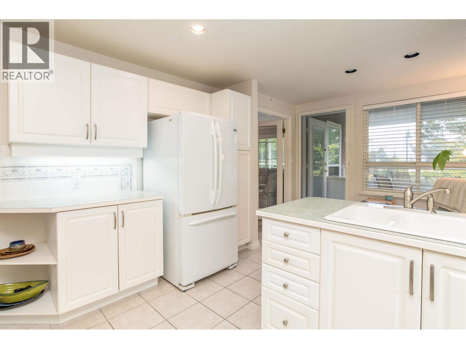 #202-1250 55TH Street, Delta