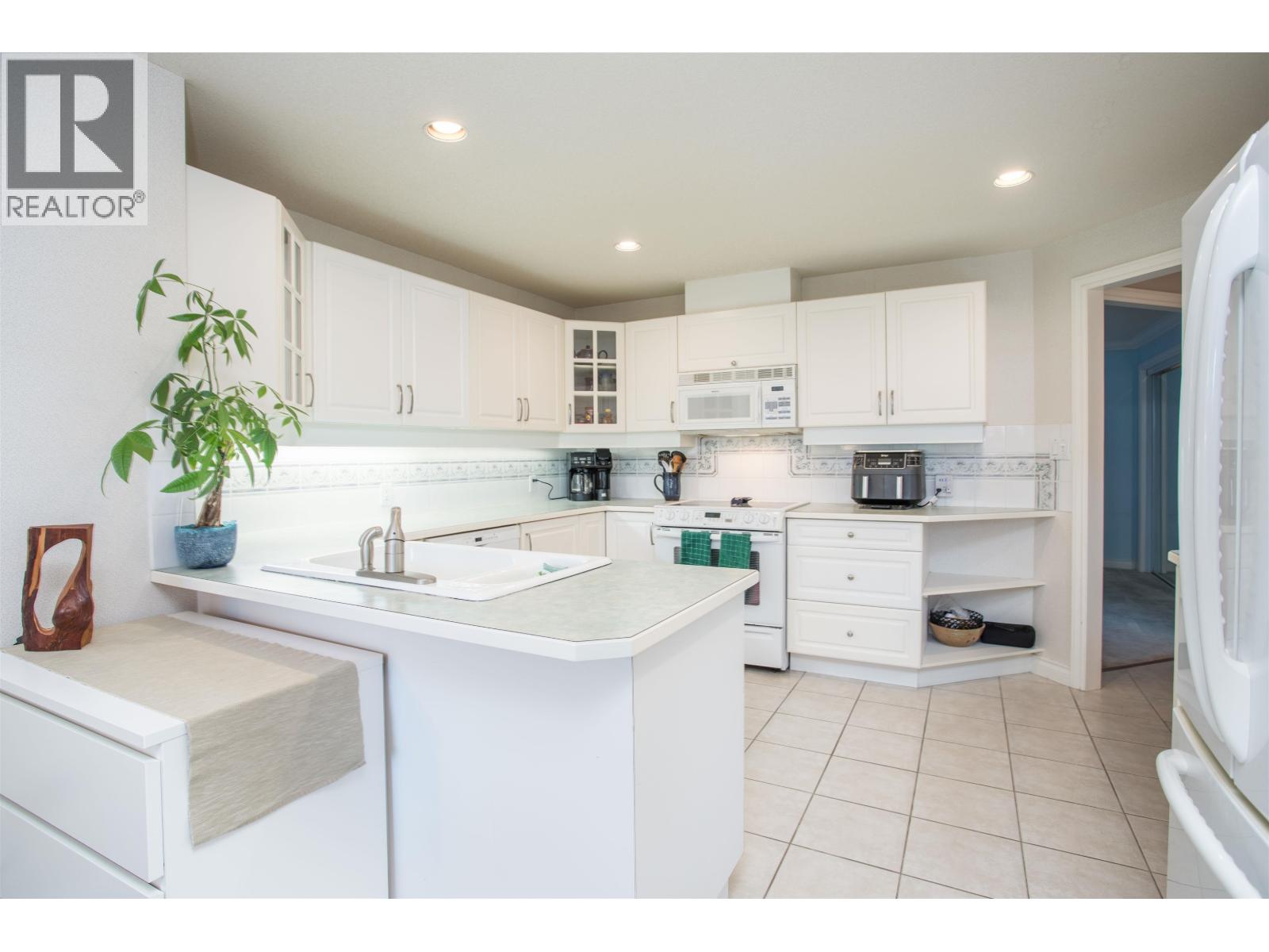 #202-1250 55TH Street, Delta