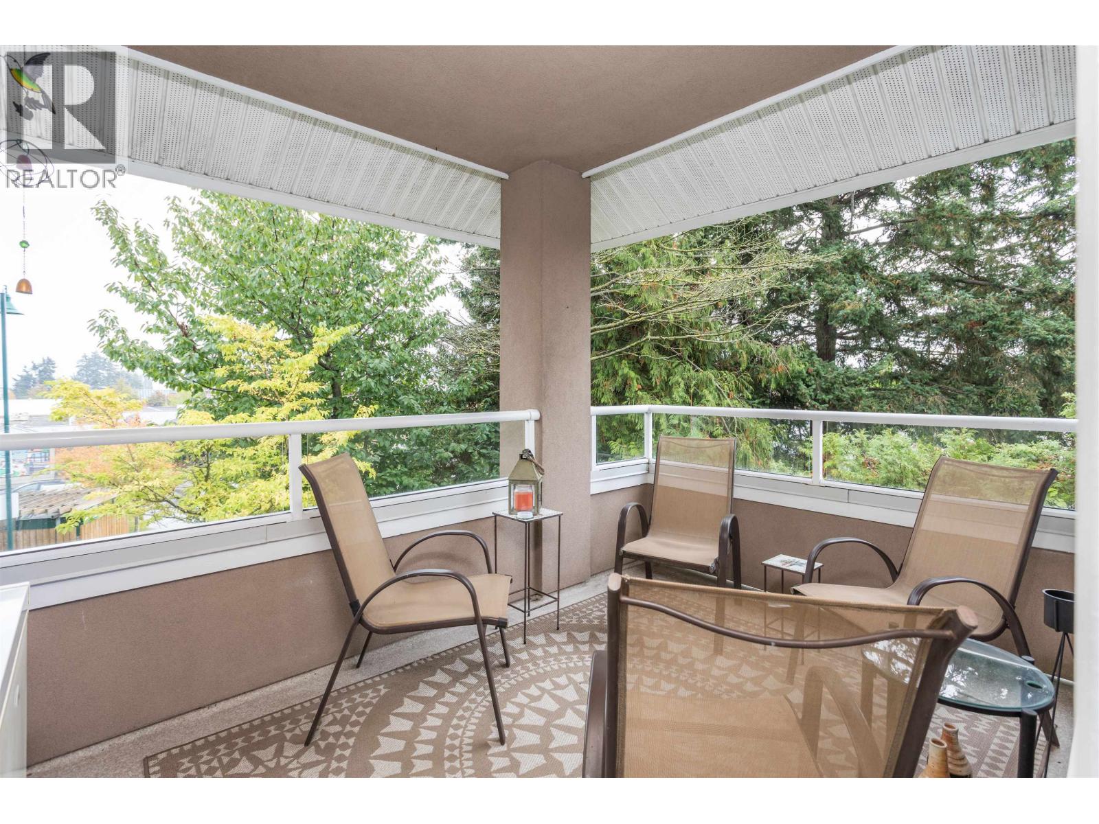 #202-1250 55TH Street, Delta