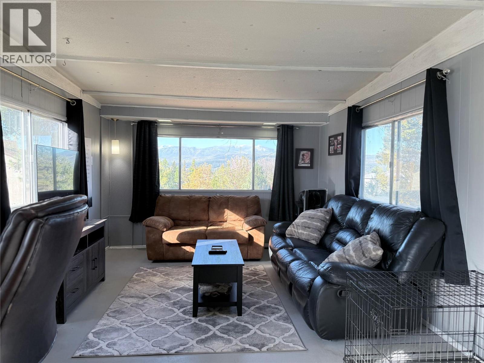 951 29TH Avenue S, Cranbrook