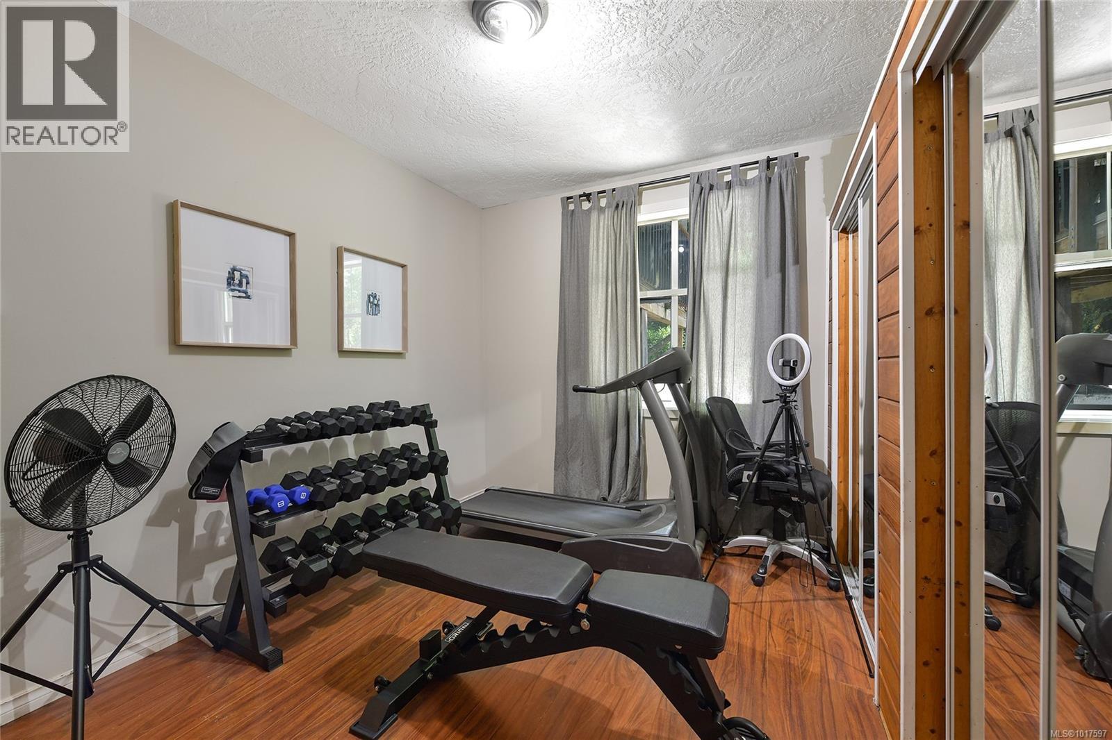  5440 SOOKE Road, Sooke