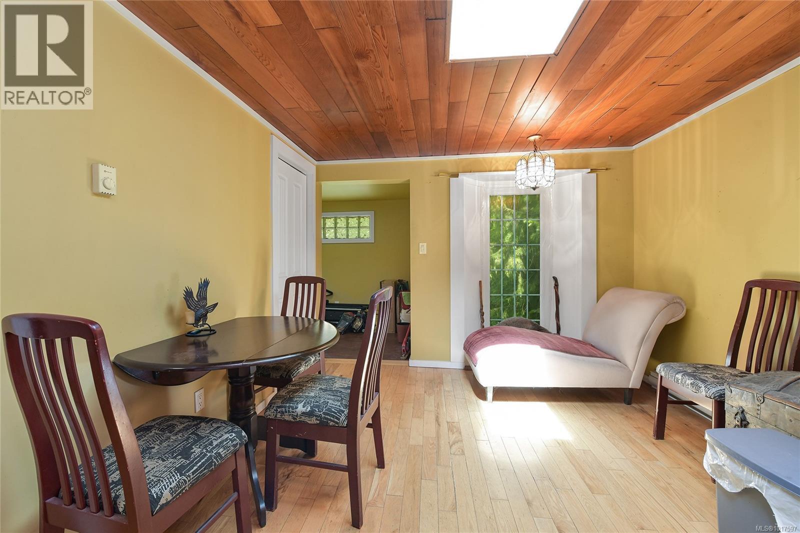  5440 SOOKE Road, Sooke