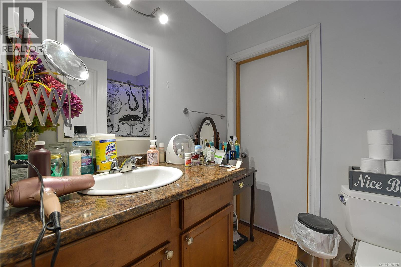  5440 SOOKE Road, Sooke