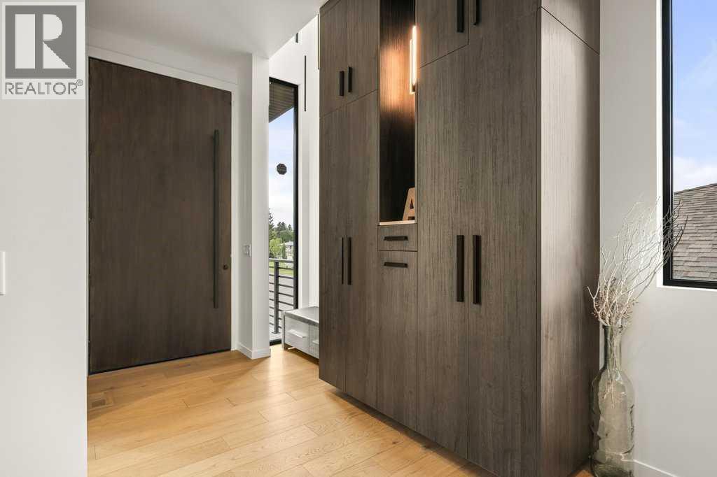 Single Family House for Sale in   Street NE Winston Heights/Mountview Calgary 
