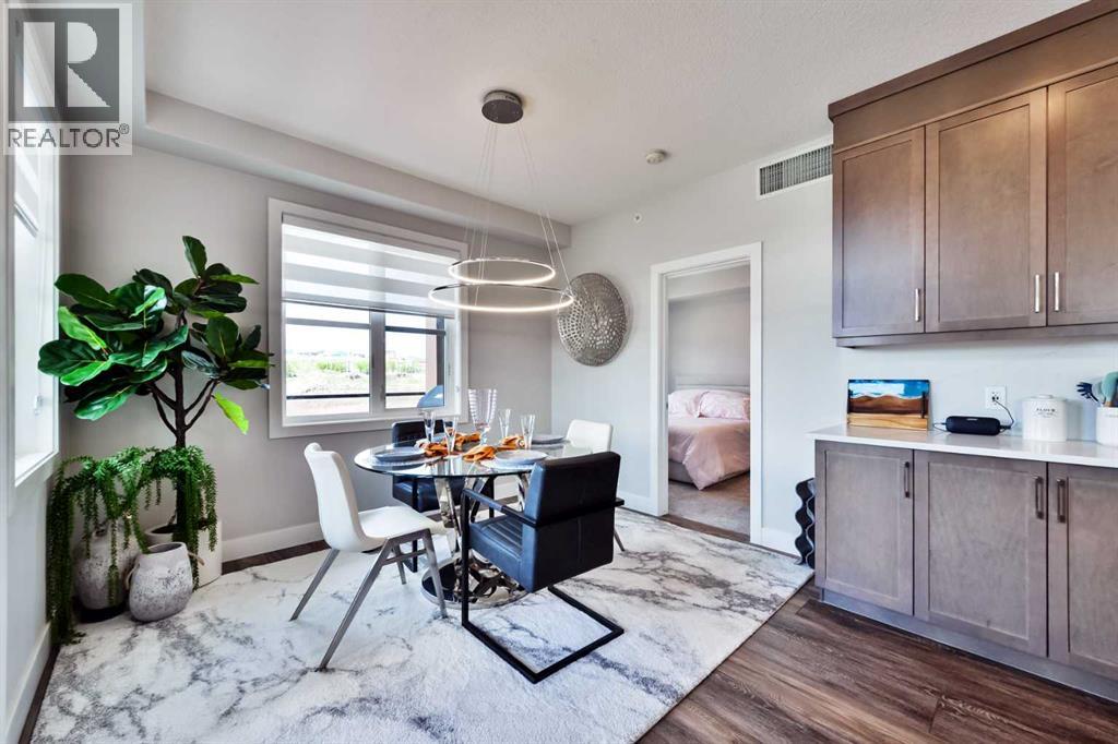 Single Family House for Sale in    Avenue SW Springbank Hill Calgary 