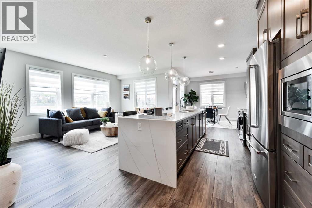 Single Family House for Sale in    Avenue SW Springbank Hill Calgary 