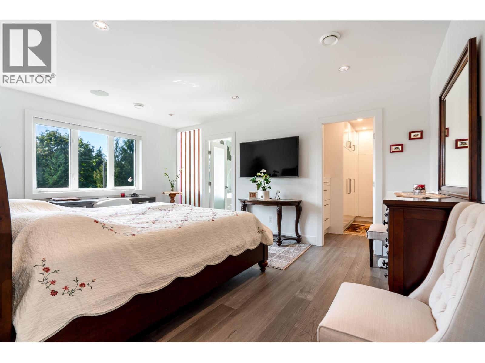 4399 HIGHLAND BOULEVARD, North Vancouver