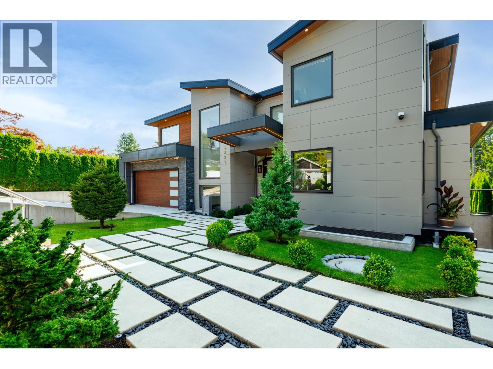 4399 HIGHLAND BOULEVARD, North Vancouver