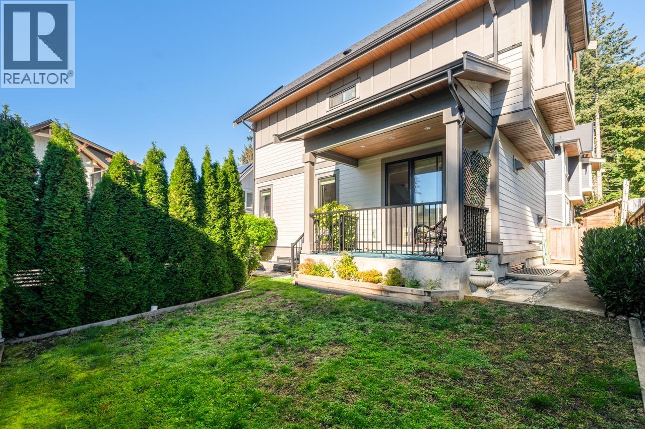 2020 CARSON COURT, North Vancouver