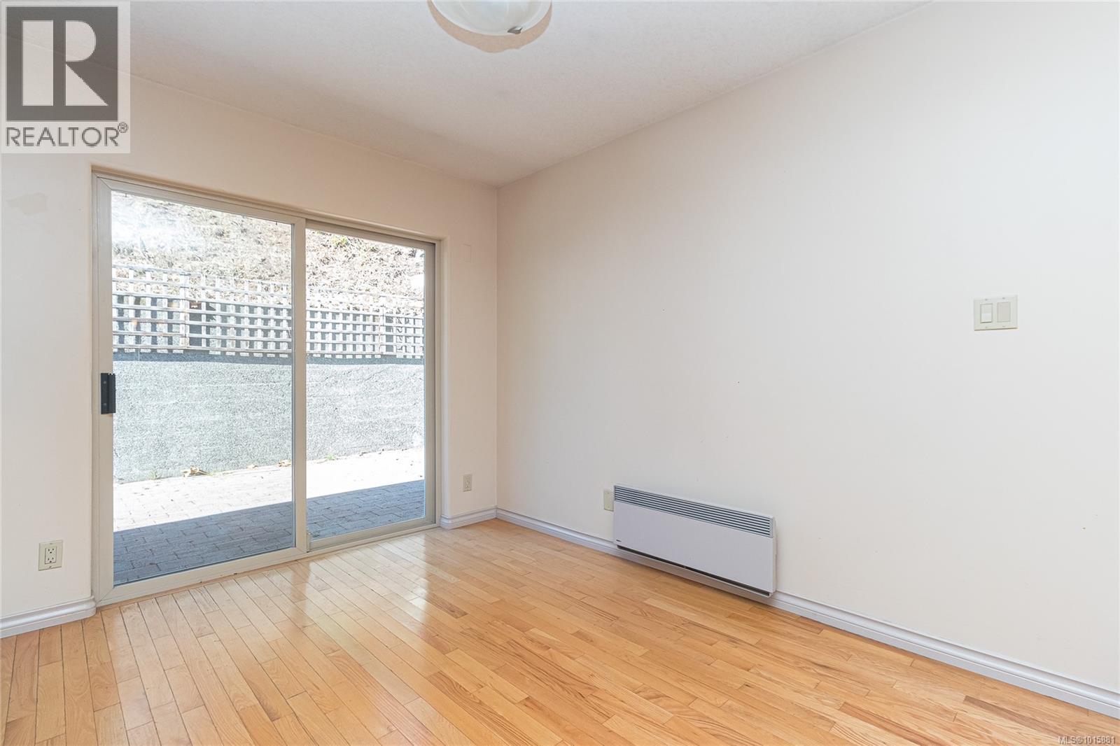  991 Seapearl Place, Saanich