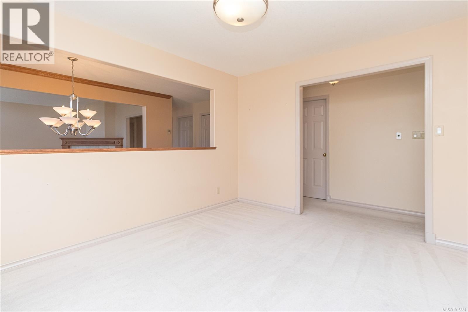  991 Seapearl Place, Saanich