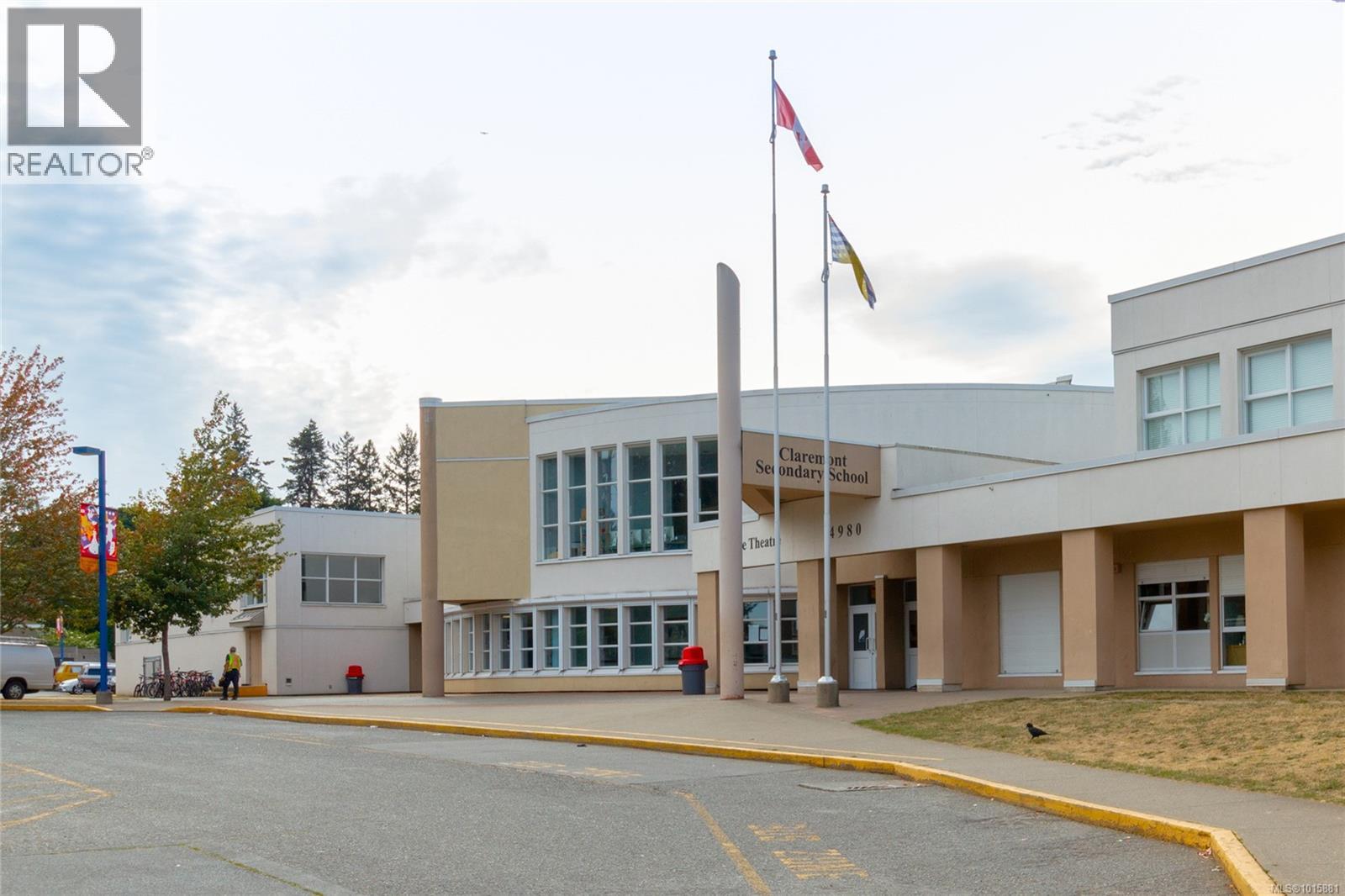  991 Seapearl Place, Saanich