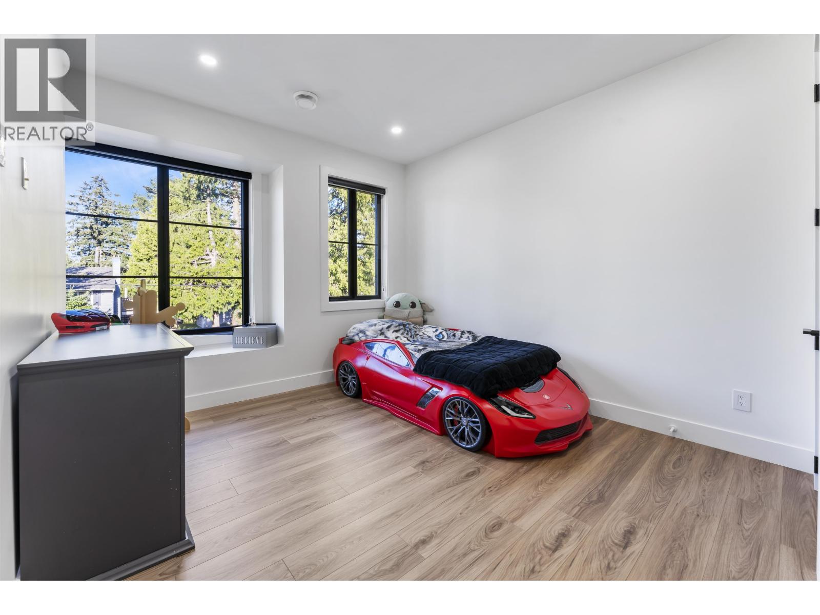 1145 50B STREET, Delta