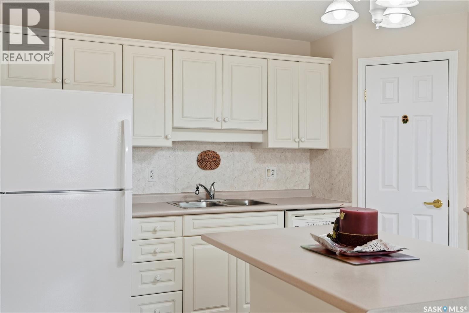 Single Family House Low rise for Sale in   Heritage VIEW Saskatoon 