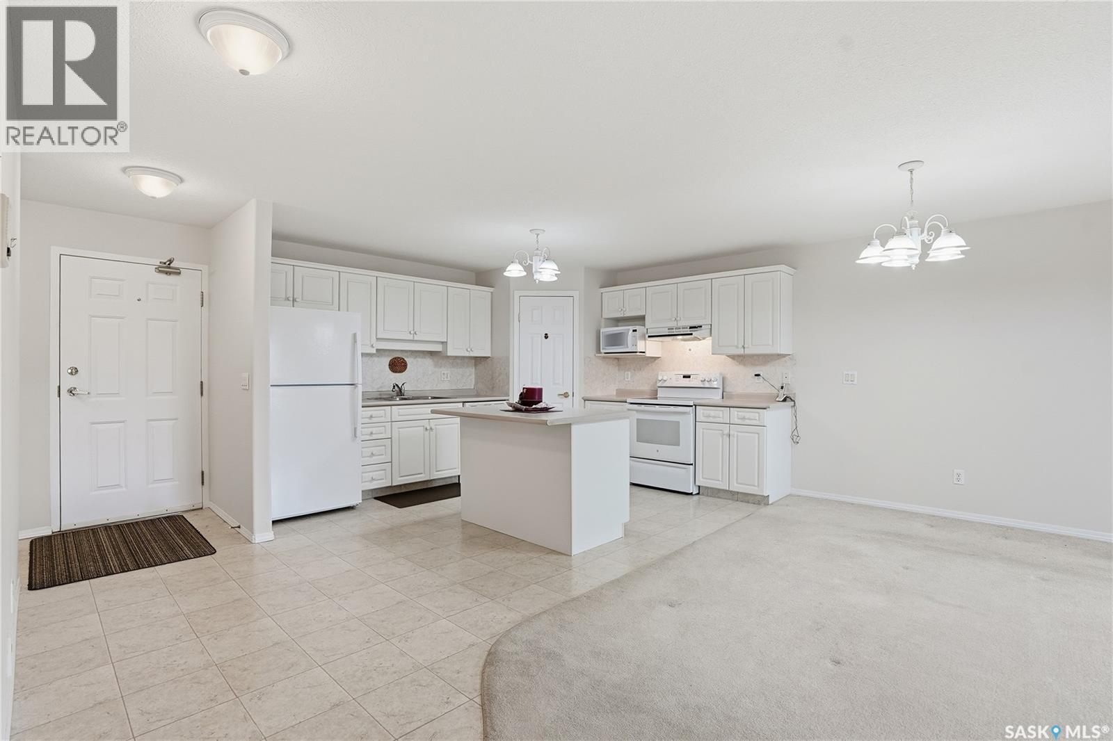 Single Family House Low rise for Sale in   Heritage VIEW Saskatoon 