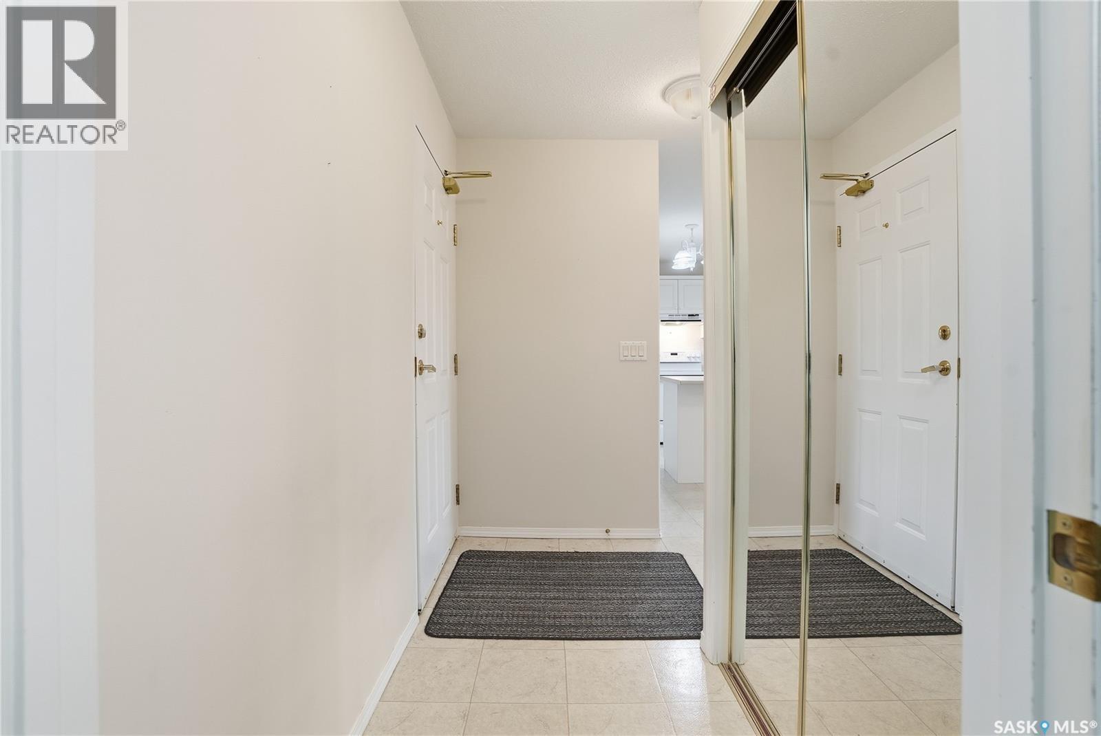 Single Family House Low rise for Sale in   Heritage VIEW Saskatoon 