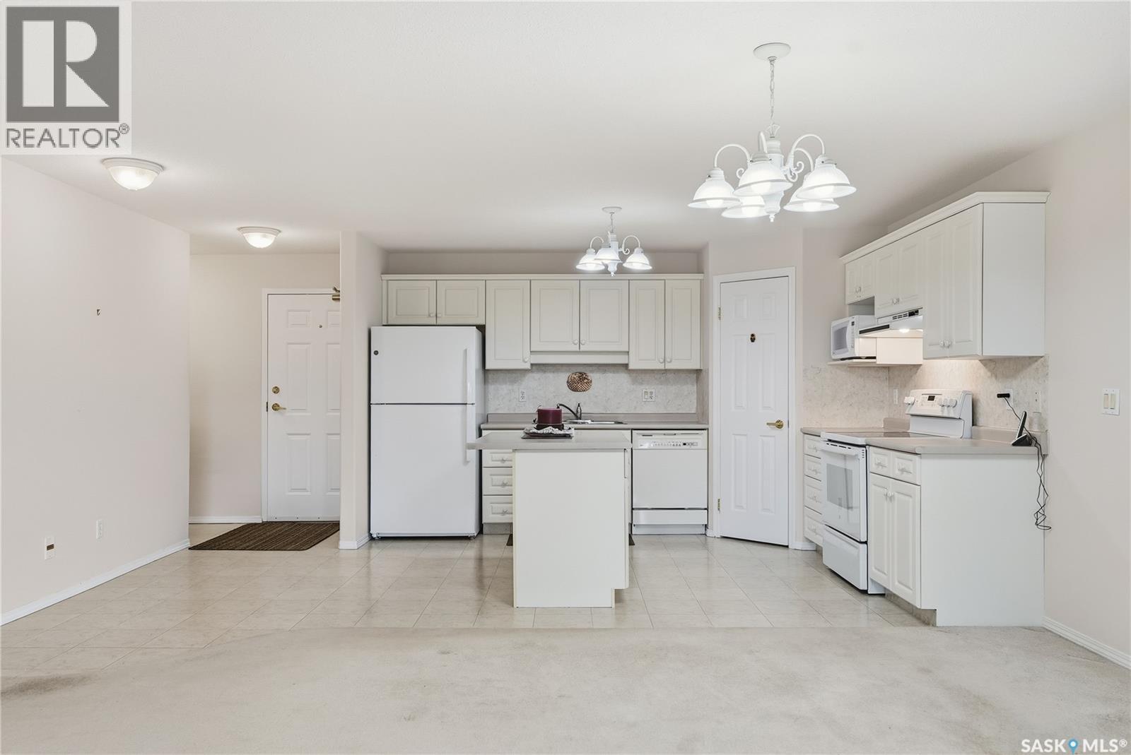 Single Family House Low rise for Sale in   Heritage VIEW Saskatoon 