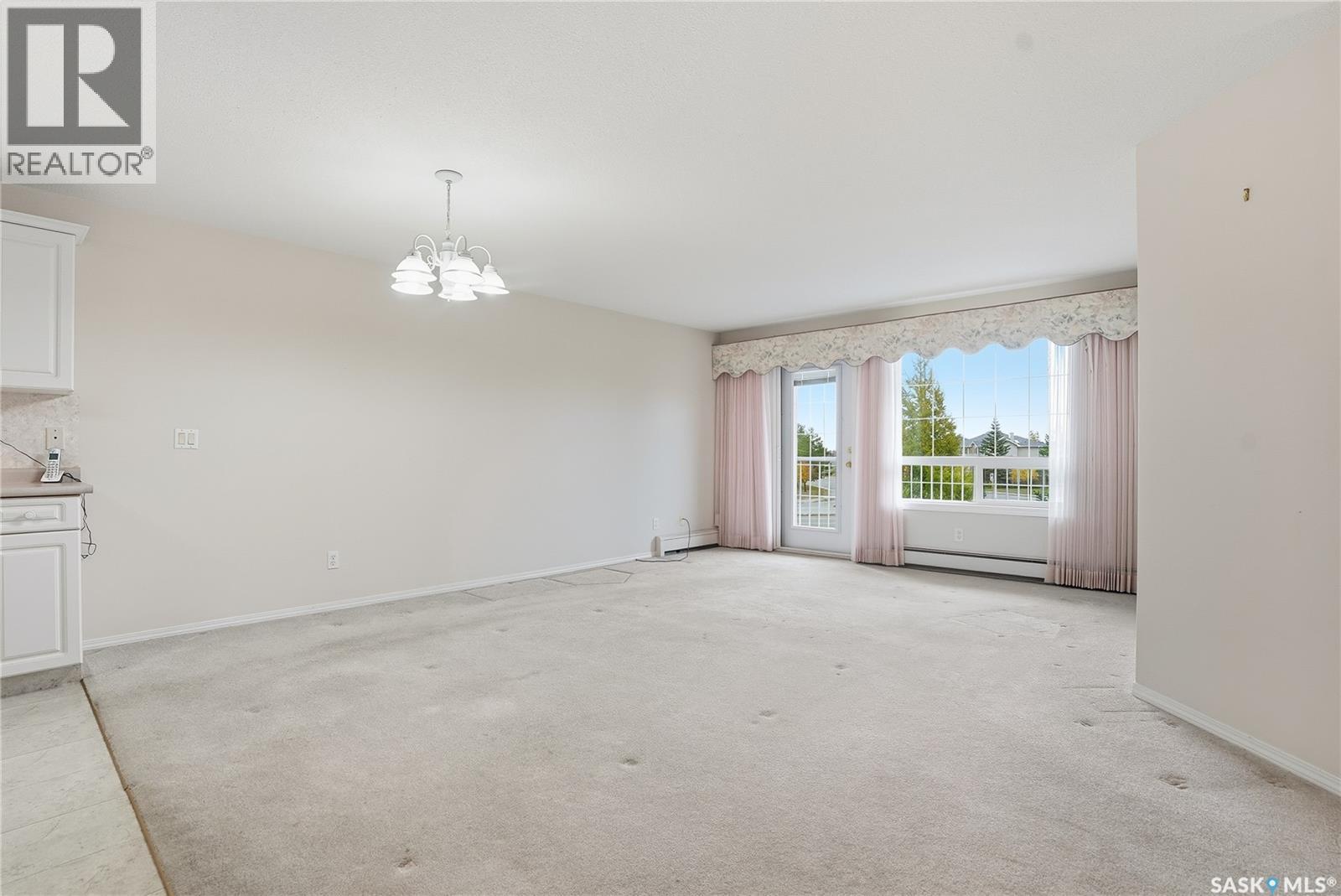 Single Family House Low rise for Sale in   Heritage VIEW Saskatoon 