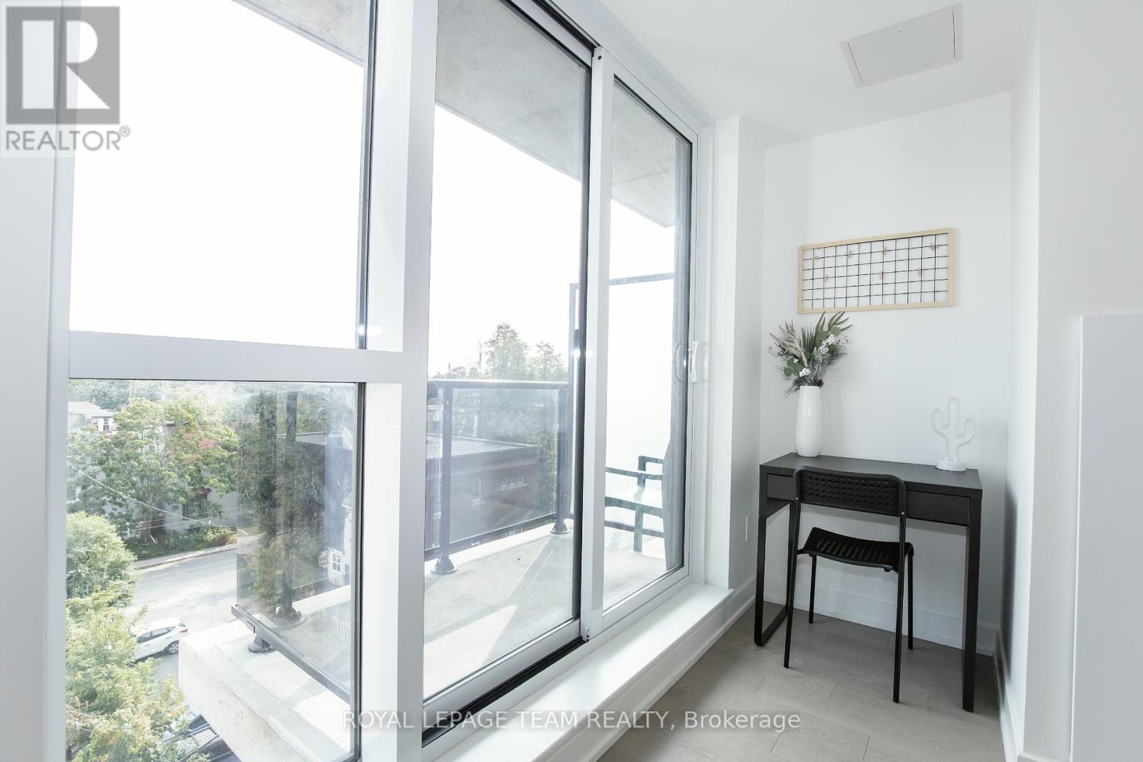 #501 560 RIDEAU STREET - 17