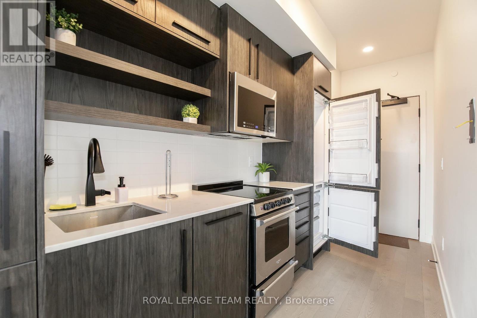 #501 560 RIDEAU STREET - 9