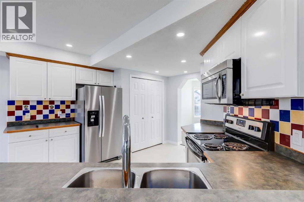 97 Mt Aberdeen Circle SE, Calgary, Alberta
