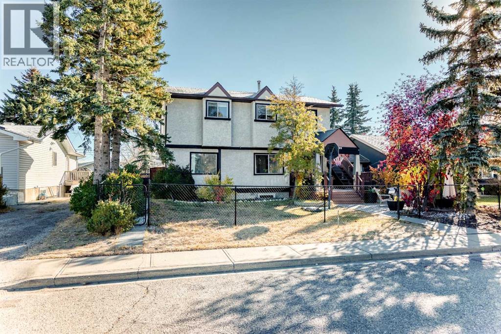 4644 84 Street NW, Calgary, Alberta