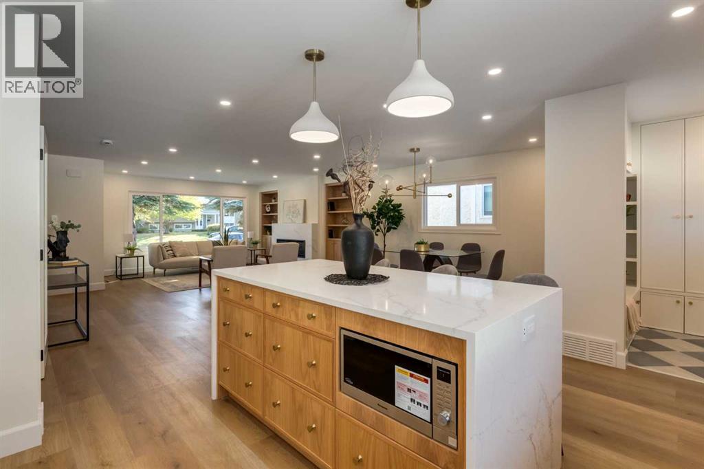 Single Family House 4 Level for Sale in  Lake Sylvan Place SE Lake Bonavista Calgary 