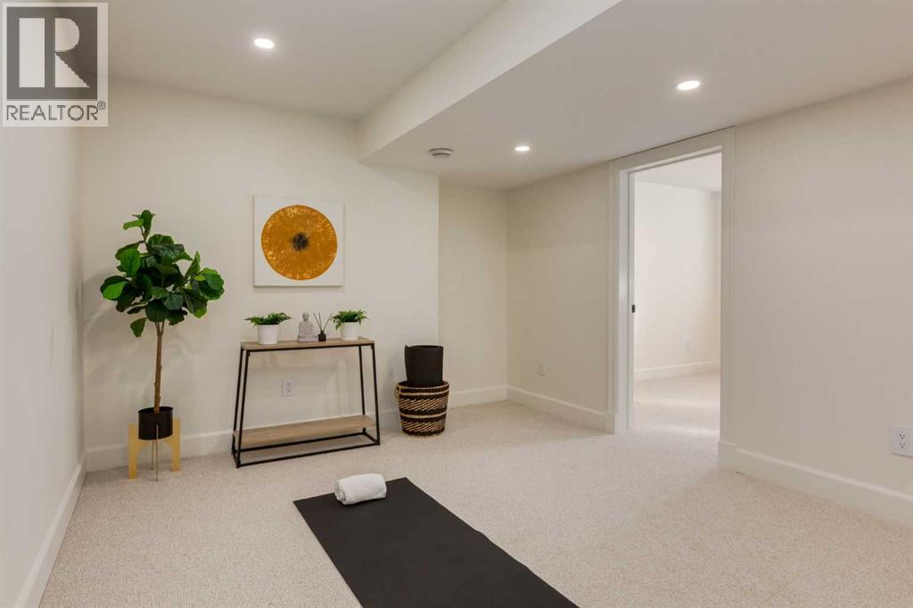Single Family House 4 Level for Sale in  Lake Sylvan Place SE Lake Bonavista Calgary 