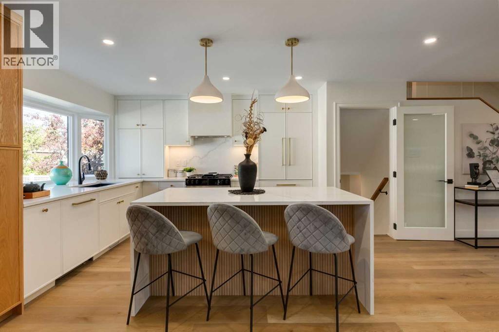 Single Family House 4 Level for Sale in  Lake Sylvan Place SE Lake Bonavista Calgary 