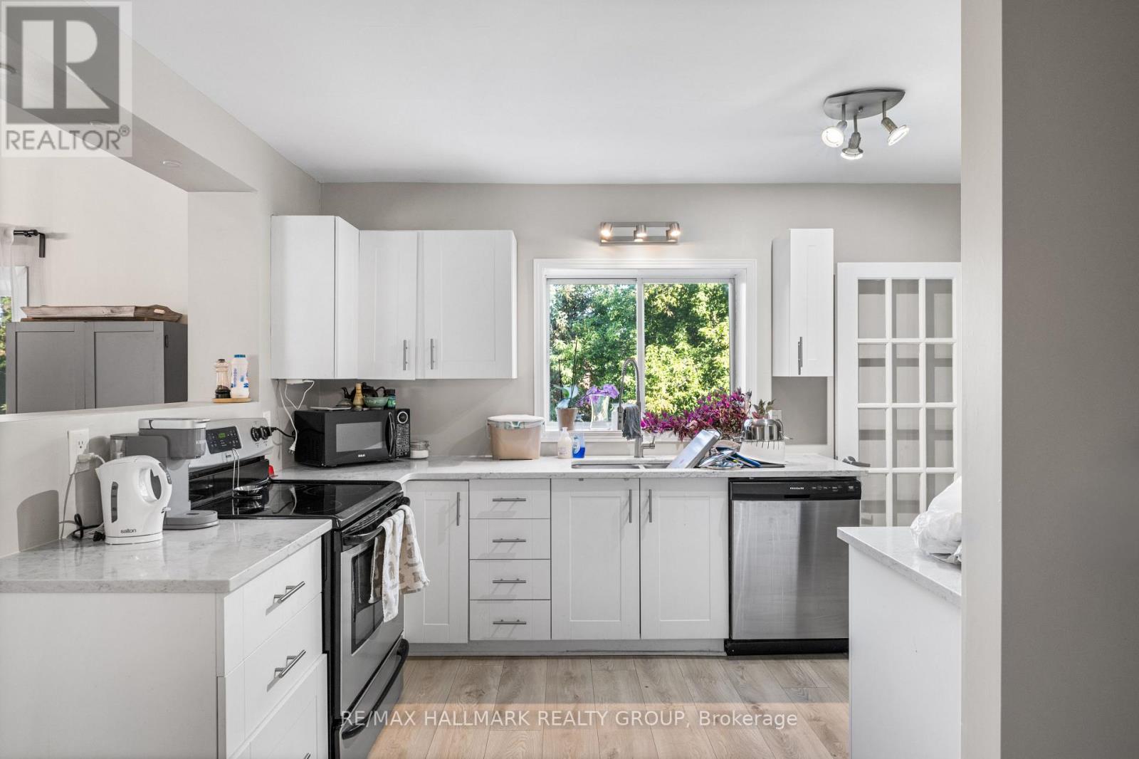 1305 DORCHESTER AVENUE - 12