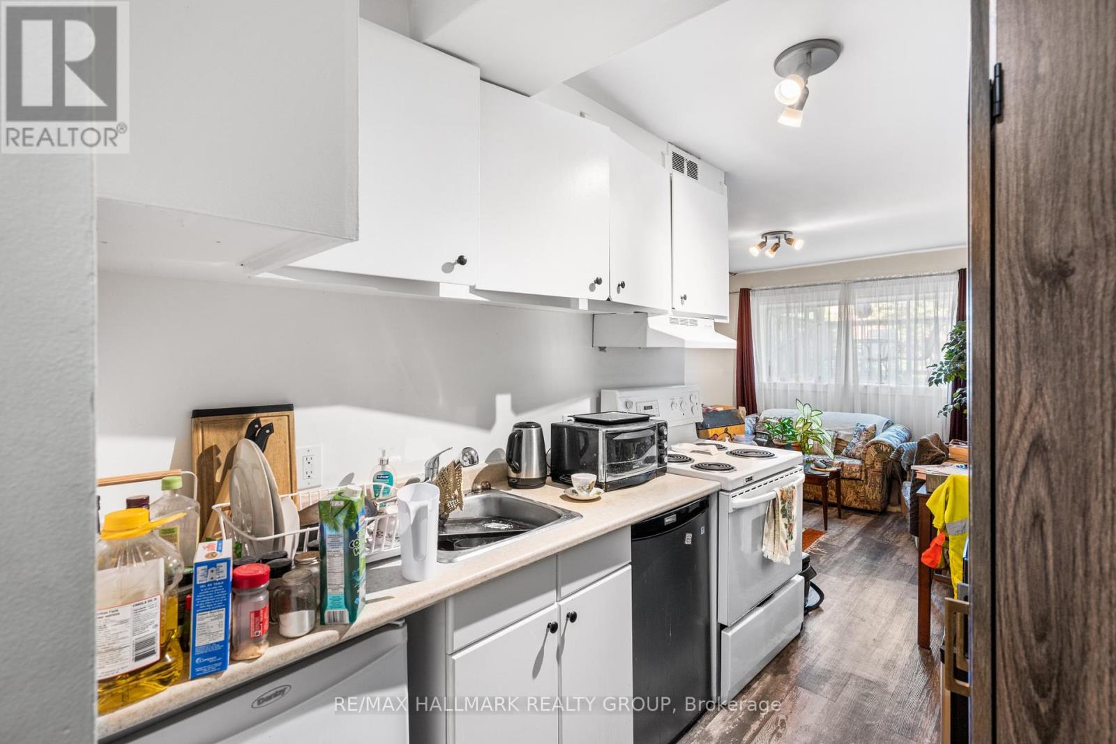 1305 DORCHESTER AVENUE — photo 24