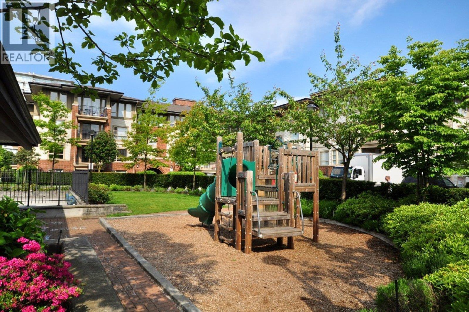 #1427-5133 GARDEN CITY Road, Richmond