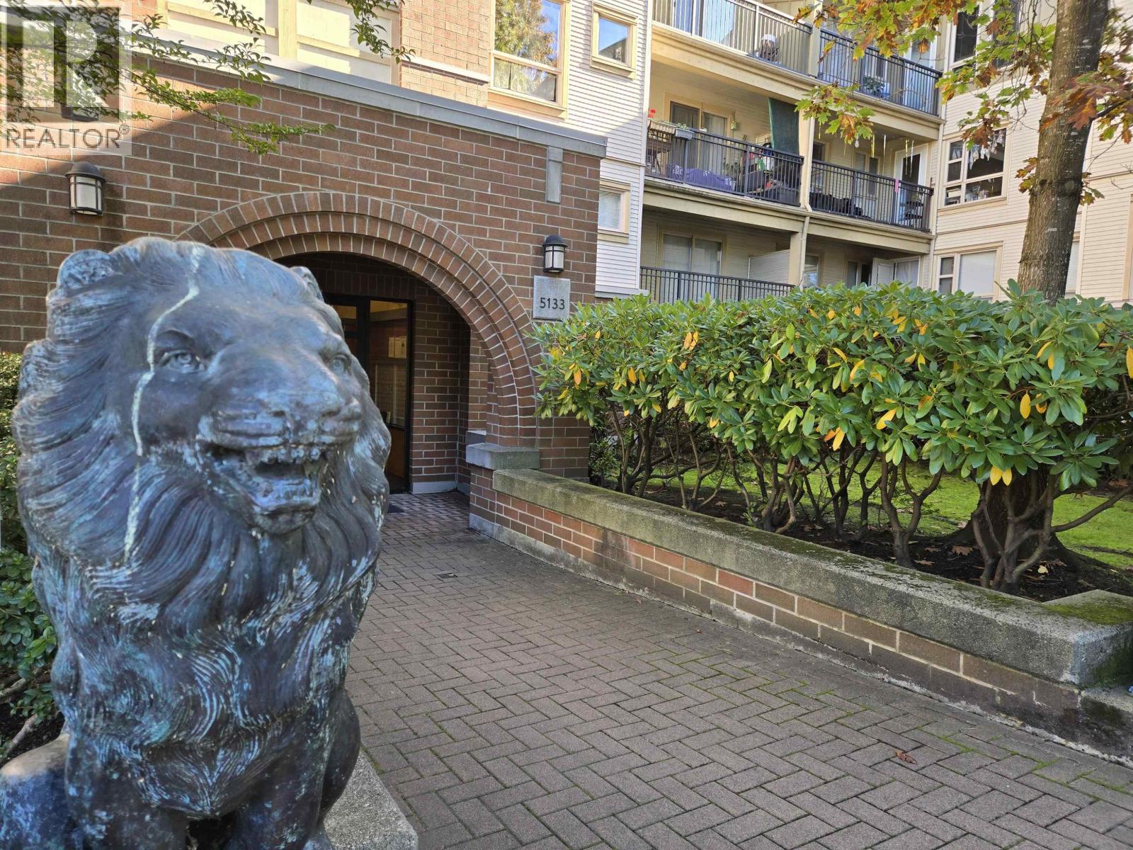 #1427-5133 GARDEN CITY Road, Richmond