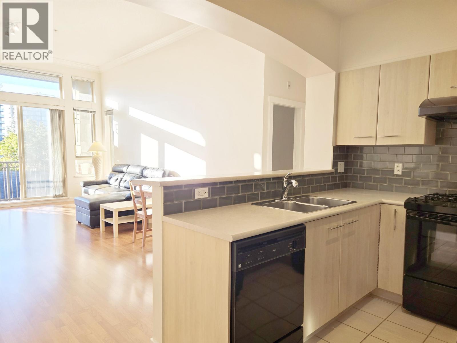 #1427-5133 GARDEN CITY Road, Richmond