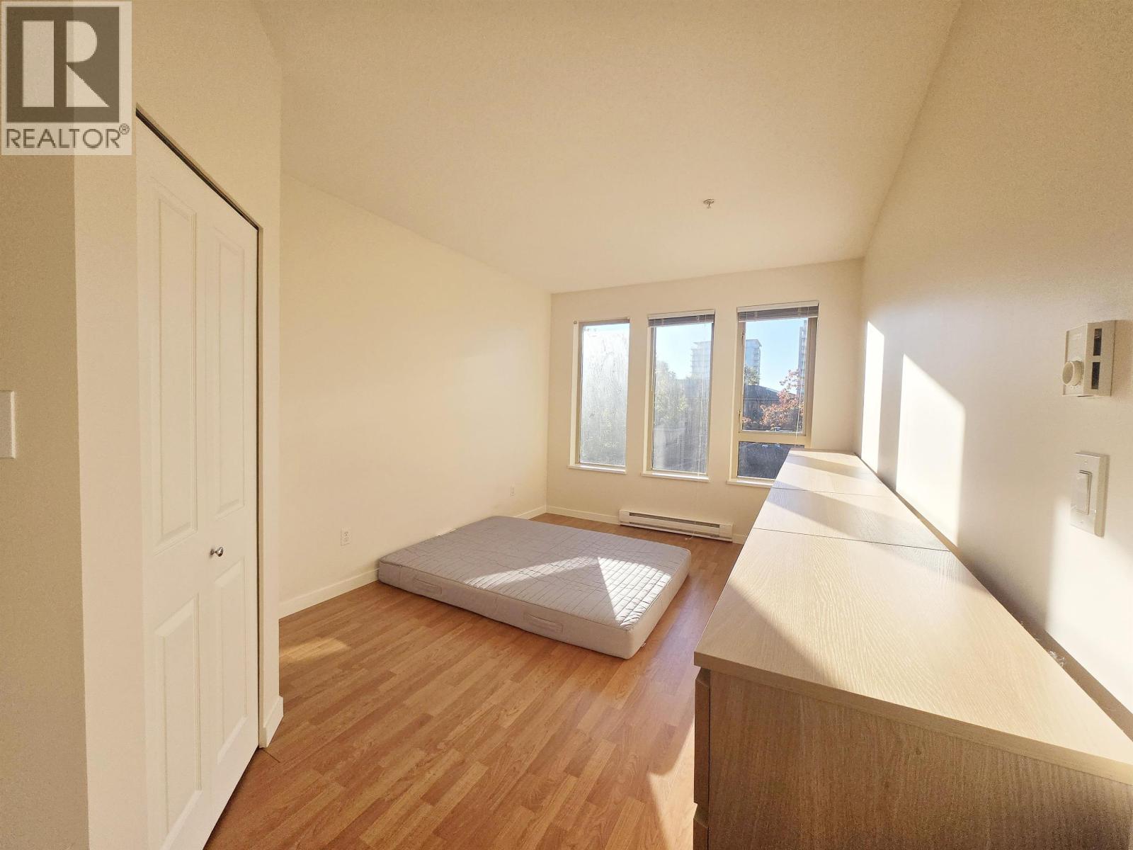 #1427-5133 GARDEN CITY Road, Richmond