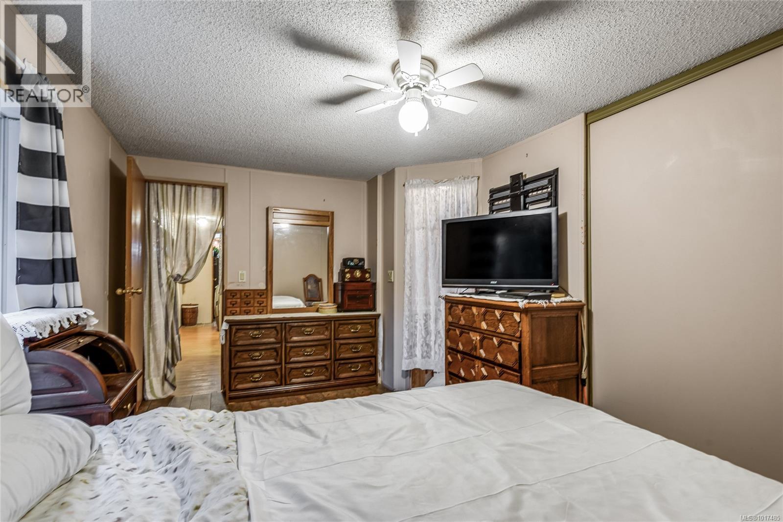 #A/B 2826 BRUCE RD - 31